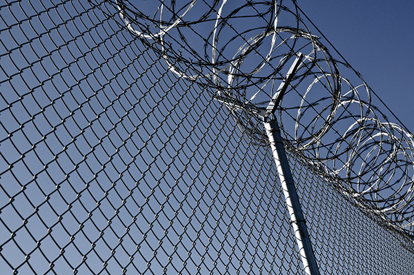 PMR products upgraded an existing TETRA two-way radio system at HMP Kilmarnock to add location monitoring and provide prison officers with the confidence that they can summon help quickly if required.
